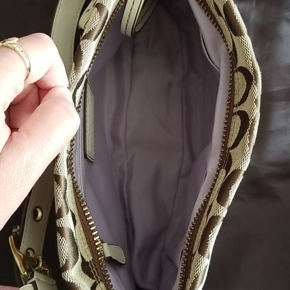 Brand new Coach purse - Picture 3 of 6